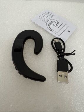 Wireless Bluetooth Earhook Headset - Black